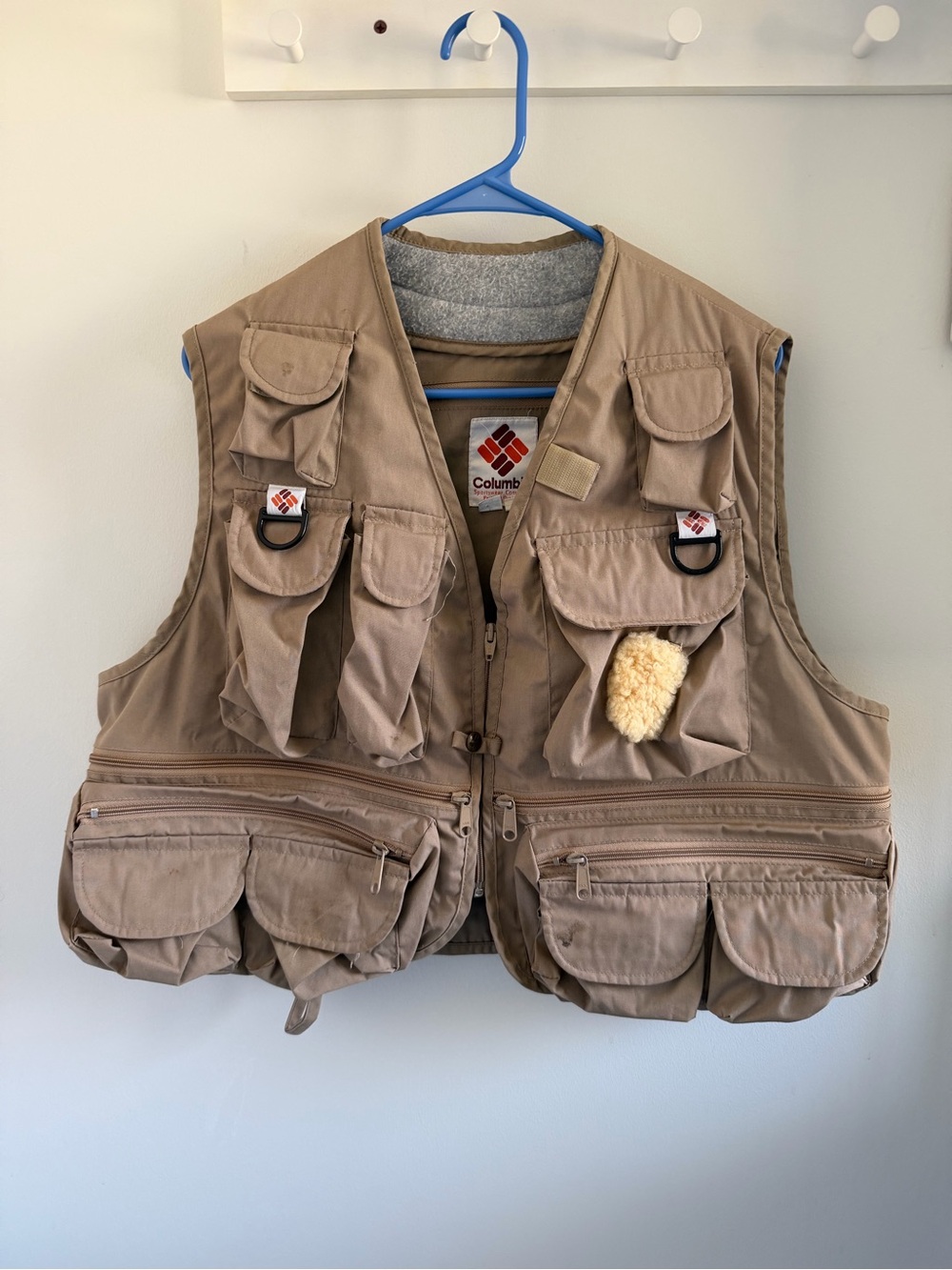 Columbia Tan Multi-Pocket Outdoor Vest